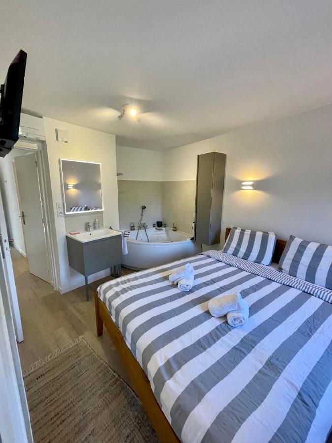 Badine Apartment Hyères